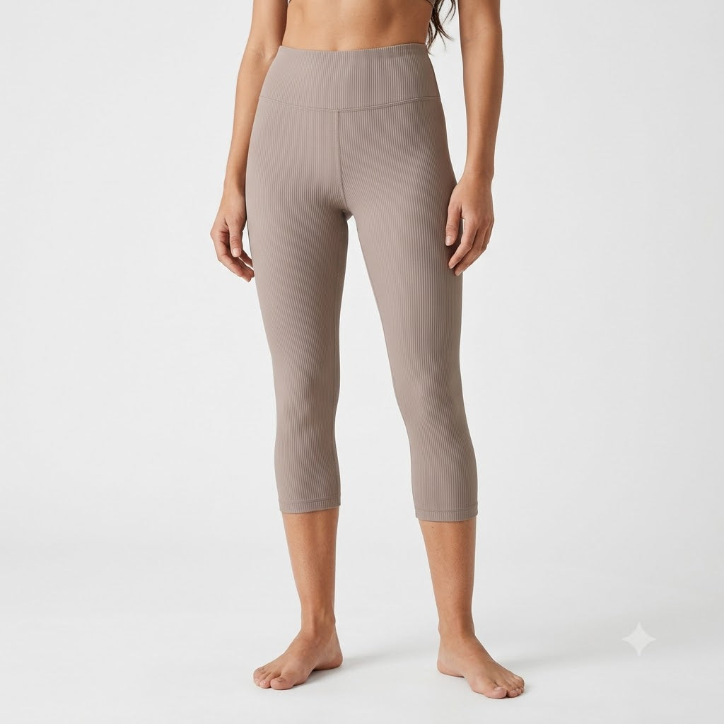 Ribbed Capri Leggings